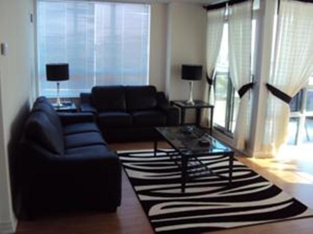 Urban Furnished Suites - Mississauga Bilik gambar